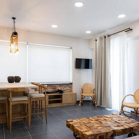 Konstantino'S Corfu Marina View Apartment Kontokali Extérieur photo