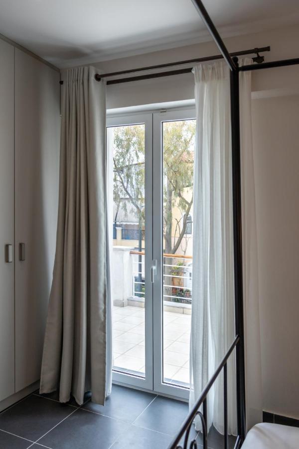Konstantino'S Corfu Marina View Apartment Kontokali Extérieur photo